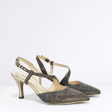 nero giardini chanel 38